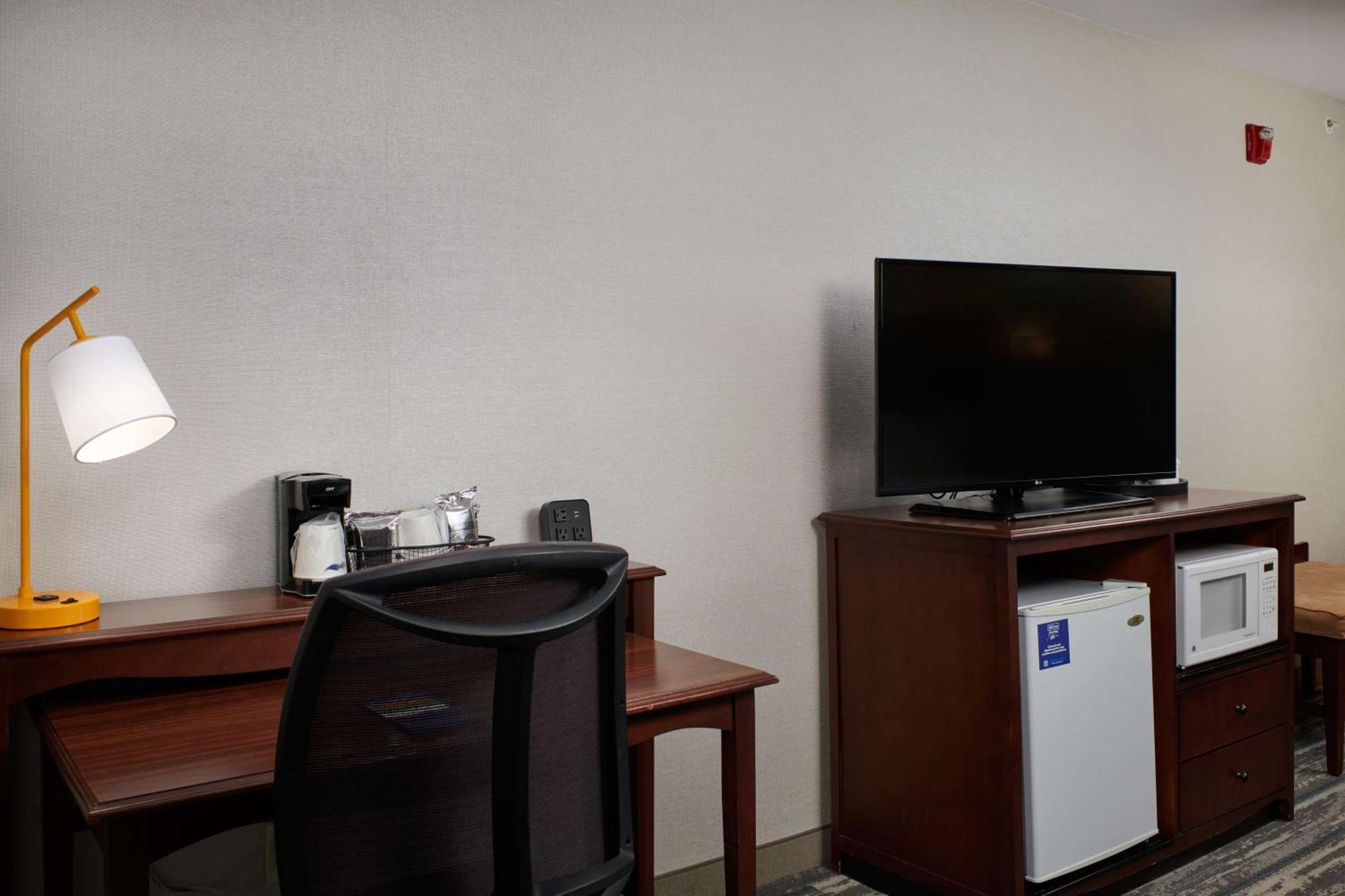 Hampton Inn Helena Exterior photo